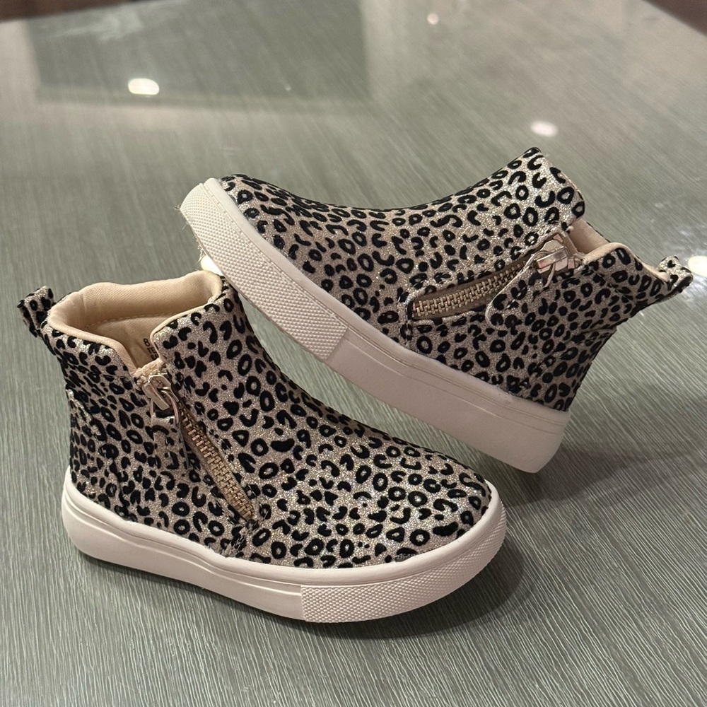 Kids Leopard Print High-Top Sneakers with Side Zip - Taupe/Black